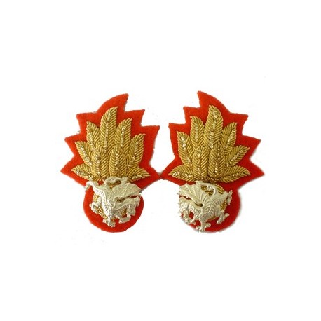 ROYAL WELSH FUSILIERS WARRANT OFFICER COLLAR BADGES