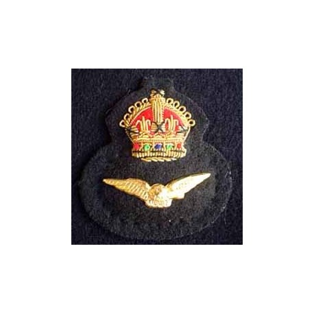 RAF Chaplain’s Beret Badge with King’s Crown