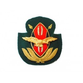 KENYAN AIR FORCE CAP BADGE