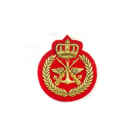 KUWAIT ARMY CREST LARGE SIZE ON DRUMMER RED