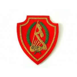 LIBYA BAND PIPE ARM BADGE IN GOLD
